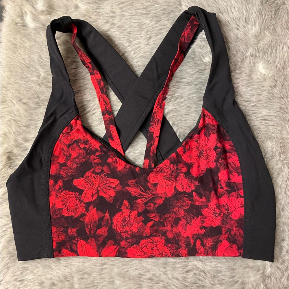 Lululemon Carmine True Red Black Sweat Times Bra
